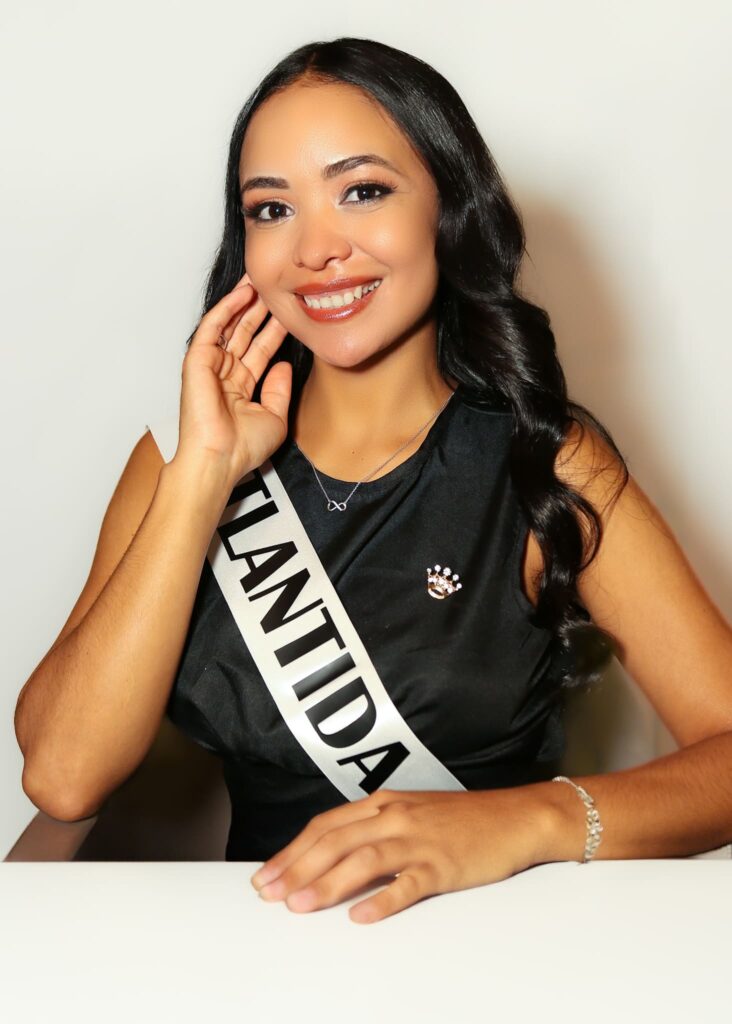 Keniadariela Galeasmartinez Miss Belleza Honduras Atlántida